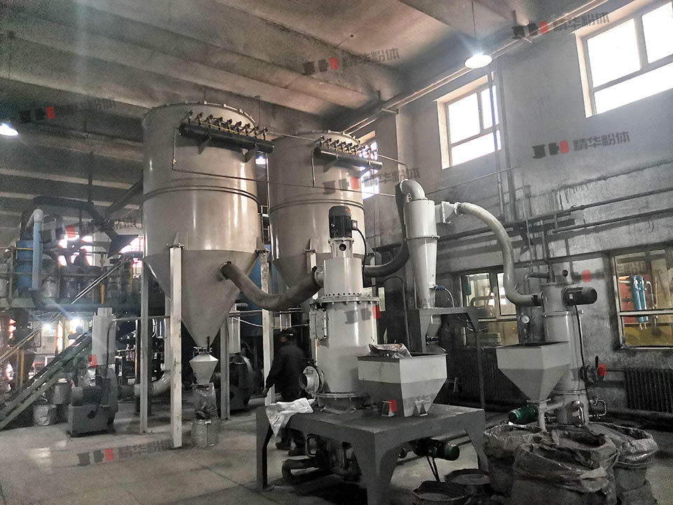 碳化硼超細(xì)氣流粉碎機(jī)-中硼科技